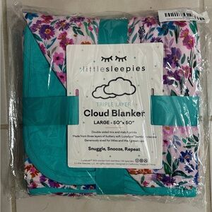 Little Sleepies Sweet Pea cloud blanket